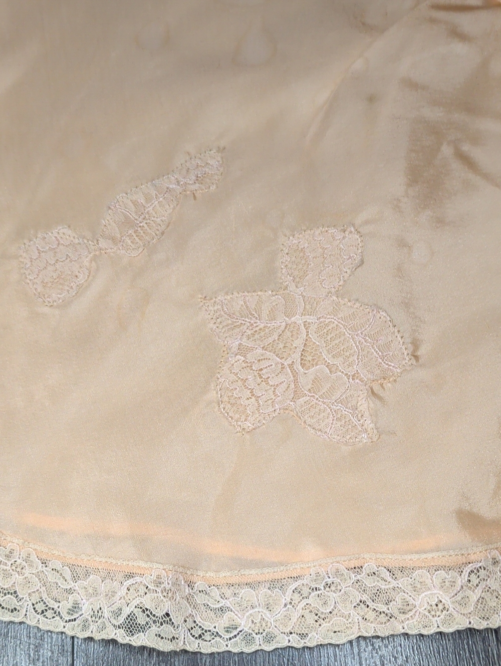 Antique 1920s 30s Tap Pants Peach French Knickers Side Button Art Deco - Picture 8 of 16